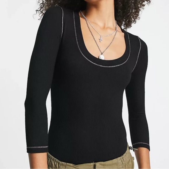 INTIMATELY FREE PEOPLE BLACK RIBBED HI HON SCOOP NECKLINE BODYSUIT WOMENS SMALL - Picture 1 of 9